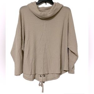 Maurice’s - Women’s - Size Curve 1 - Tie/Braid Back